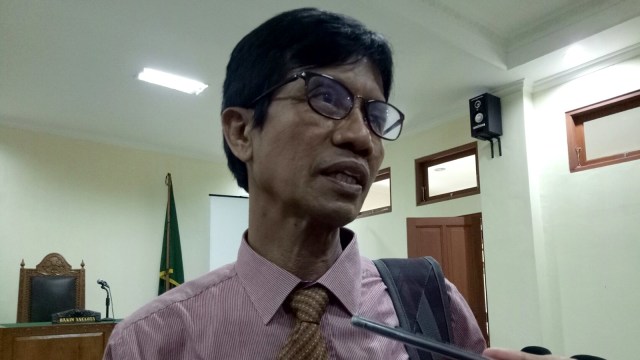 Ketut Ngastawa, tim kuasa hukum Pemprov Bali. (Foto: Cisilia Agustina Siahaan/kumparan)