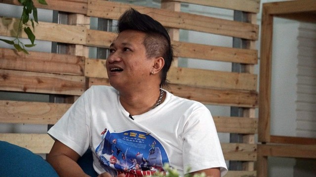 Mang Saswi di tamu kumparan Foto: Garin Gustavian/kumparan