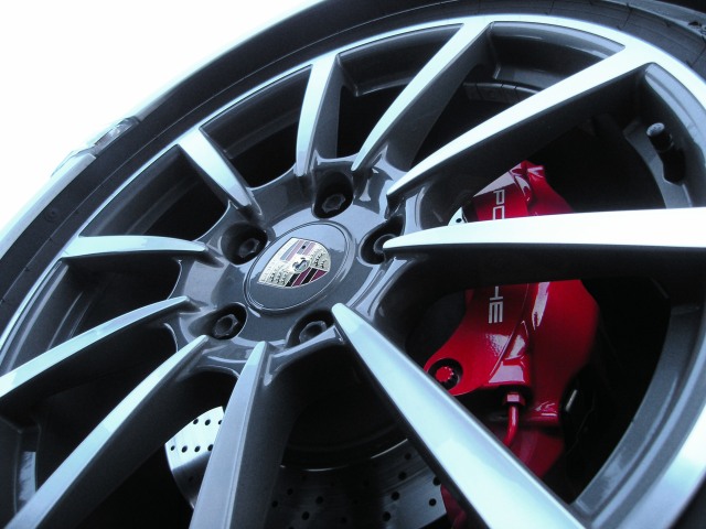 Ilustrasi Rem (Foto: Tookapic)