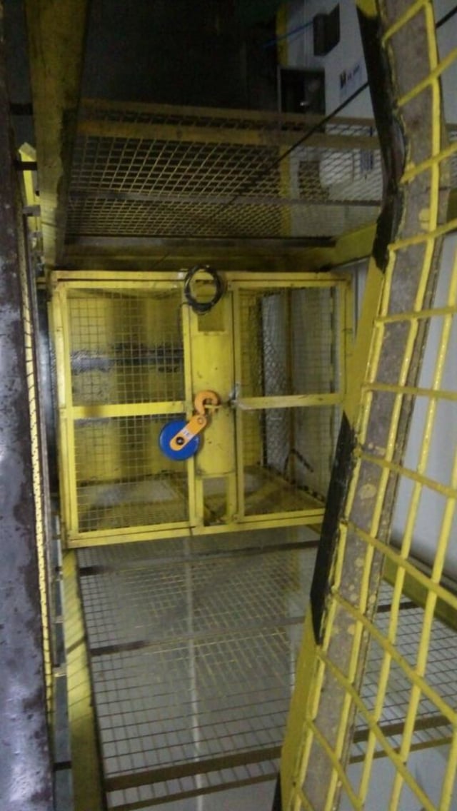 Karyawan tewas terjatuh dari lift (Foto: Dok. Polres Bogor)
