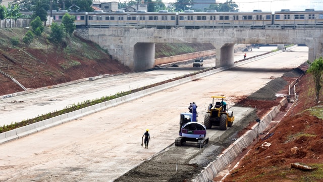 Pembangunan Jalan Tol Cinere-Jagorawi (Foto: ANTARA FOTO/Indrianto Eko Suwarso)