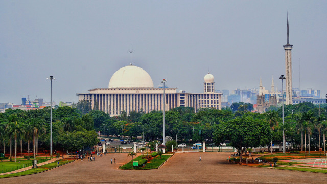 Masjid Istiqlal (Foto: Flickr/ino marantino)
