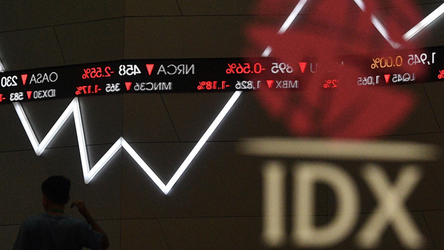 IHSG ditutup melemah (Foto: ANTARA FOTO/Sigid Kurniawan)