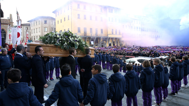 Suasana pemakaman Astori.  (Foto: REUTERS/Alessandro Bianchi)