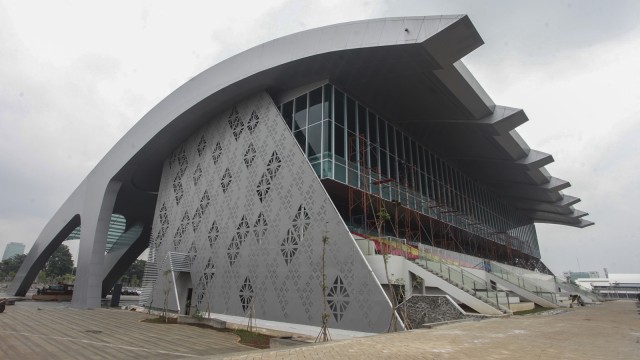Arena pacuan kuda Pulomas siap digunakan. (Foto: Antara/Muhammad Adimaja)