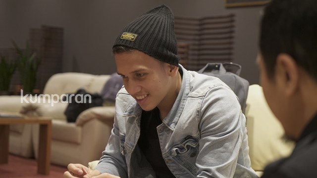 Egy Maulana Vikri tiba di Polandia (Foto: Cornelius Bintang/kumparan)