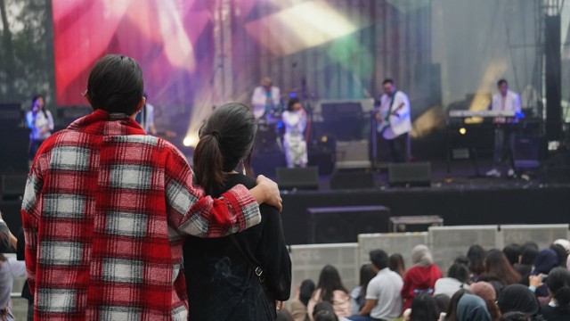 Suasana penonton ten2five di lalala fest 2018 (Foto: Garin Gustavian/kumparan)