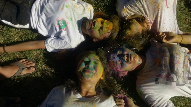 Festival Holi di Bali (Foto: Cisilia Agustina Siahaan/kumparan)