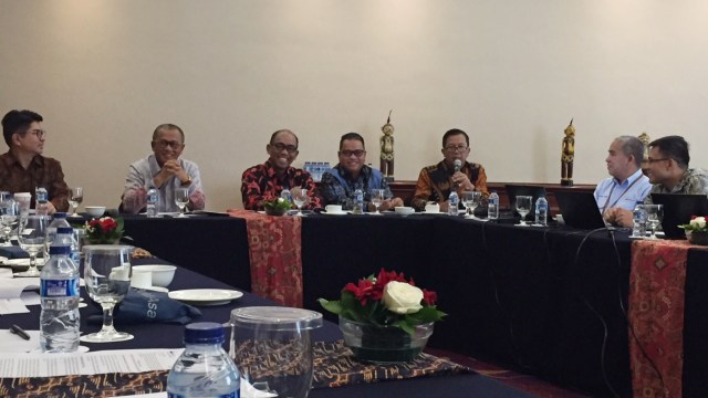 Jajaran direksi PT Bukit Asam Tbk. (Foto: Siti Maghfirah/kumparan)