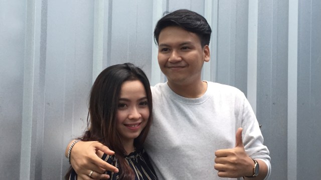 Puti Andini dan Ilham ‘SMASH’ (Foto: Maria Gabrielle Putrinda/kumparan)