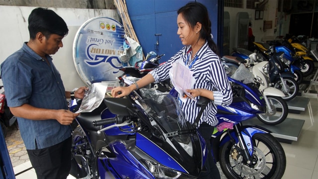 Penjualan Sepeda Motor Nasional Menurun Foto: ANTARA FOTO/Yulius Satria Wijaya