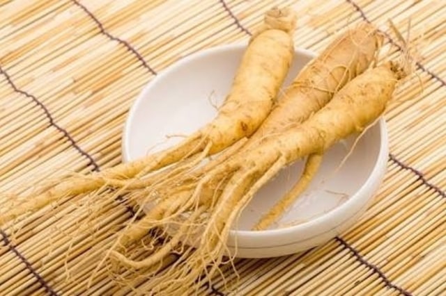 Mengatasi Rambut Rontok Dengan DIY Bahan Alami (1)