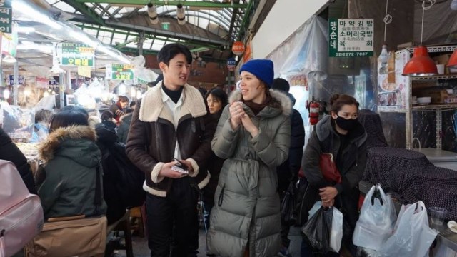 Sewa oppa di Korea. (Foto: Facebook/ohmyoppakorea)