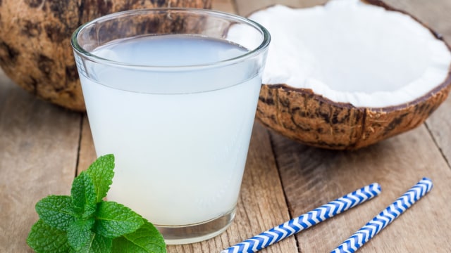 Air kelapa. (Foto: Thinkstock)