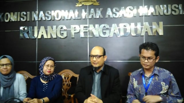 Novel Baswedan di Komnas HAM. (Foto: Yuana Fatwalloh/kumparan)