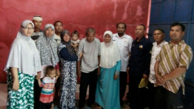 Kisah Haru Pertemuan Ibu dan Anak di Brebes Setelah 25 tahun Berpisah