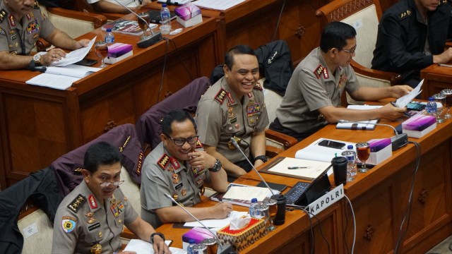 Raker komisi III DPR dan Kapolri. (Foto: Fanny Kusumawardhani/kumparan)