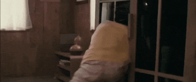 Rio Dewanto dalam film 'Modus Anomali' (Foto: dok YouTube lifelikepic)