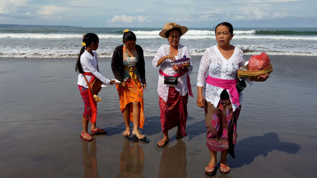 Ritual Melasti di Kerobokan, Badung (Foto: Cisilia Agustina Siahaan/kumparan)
