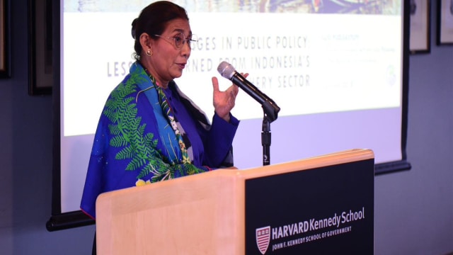 Susi Pudjiastuti beri kuliah di Harvard, AS (Foto: Dok. KKP RI)