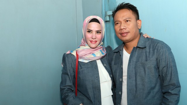 Angel Lelga dan Vicky Prasetyo Foto: Munady Widjaja