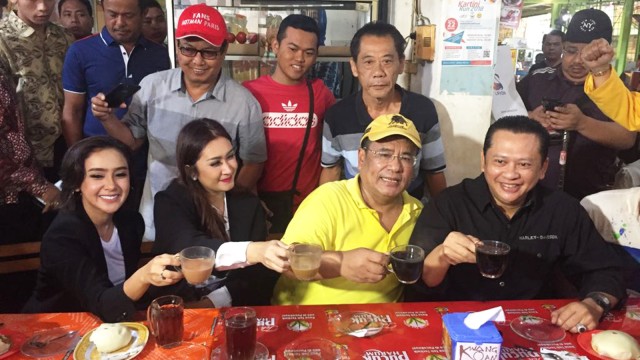 Bambang Soesatyo di Kopi Johny (Foto: Fachrul Irwinsyah/kumparan)