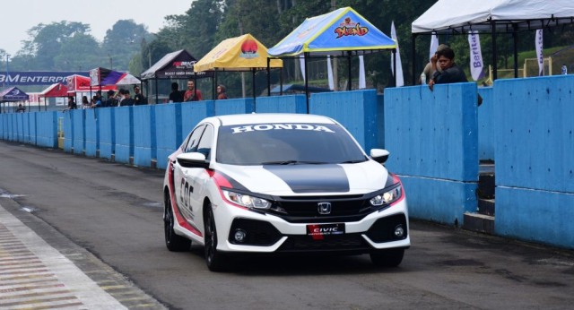 Honda Civic Hatchback Turbo  (Foto: dok. PT HPM)