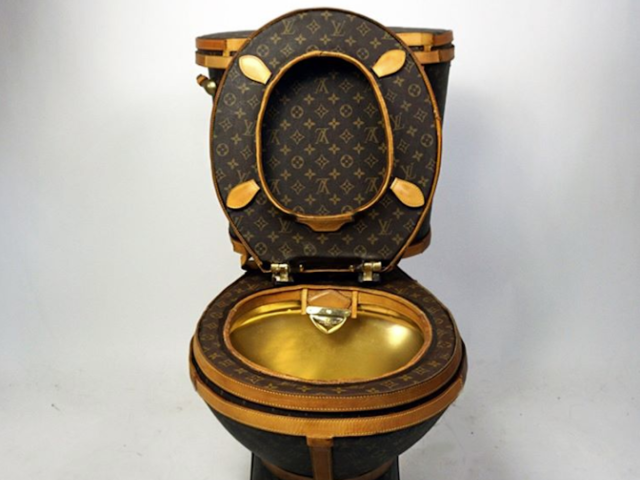 Toilet Super Mahal dari Louis Vuitton