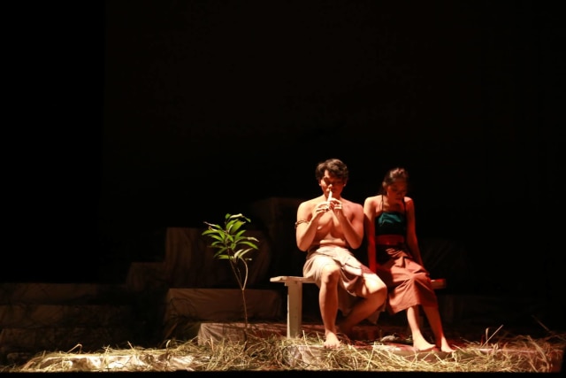 Mahakarya ke-100 Teater Pagupon Berakhir Memuaskan (4)