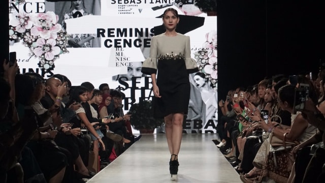Sebastian Gunawan di Plaza Indonesia ss18. (Foto: Garin Gustavian Irawan/kumparan)