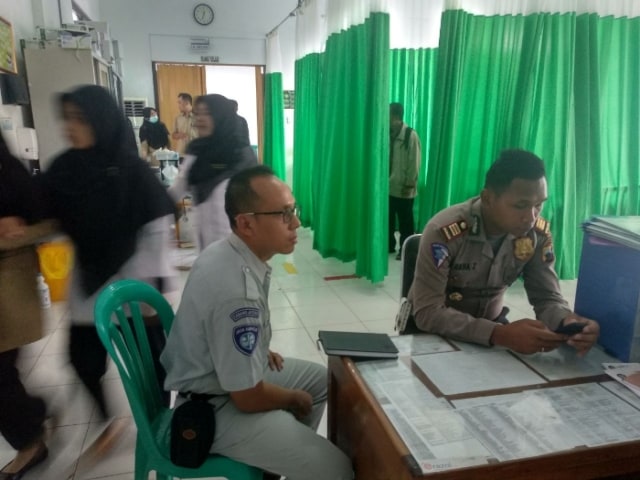 Truk Tabrak L300 dan Sepeda Motor, 6 Orang Tewas (2)
