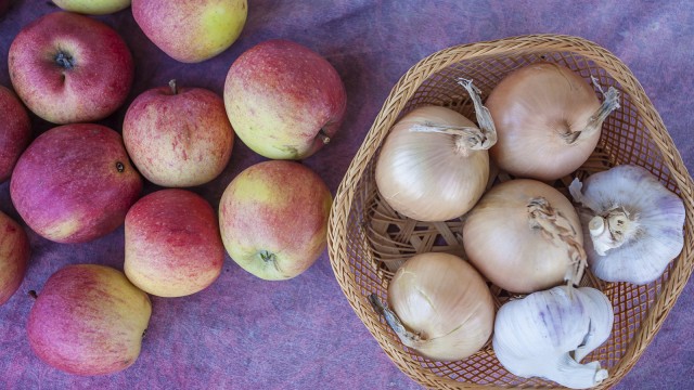 Apel dan Bawang (Foto: Thinkstock)
