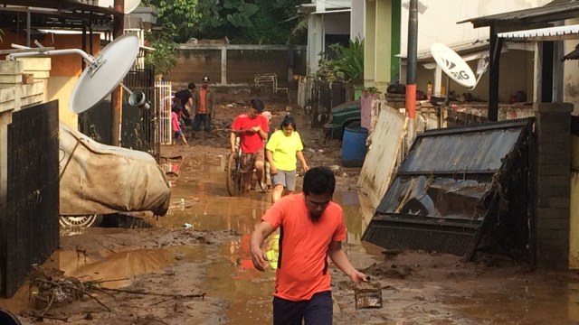 Banjir di Cicaheum dan Cikutra. (Foto: dok. Basarnas Bandung)