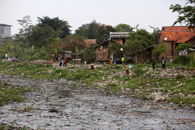 Sungai Citarum Hilir (Foto: Reuters/Darren Whiteside)