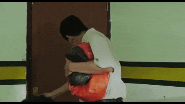 Dwi Sasono di Film 'Malaikat Kecil' (Foto: dok YouTube trailerfilmindonesia 2015)
