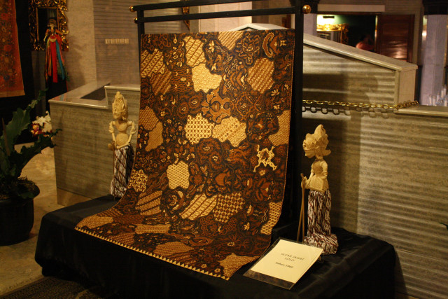 Seni dan Makna Kehidupan Batik