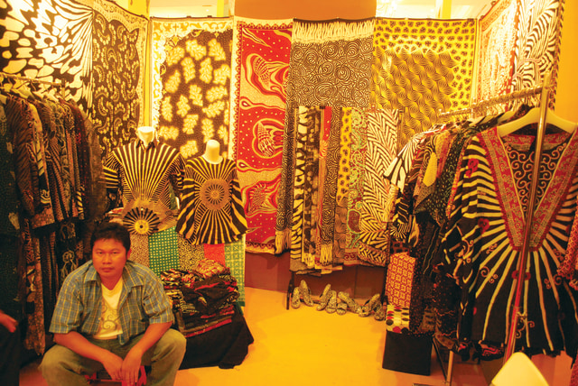 Menyisir Kisah Batik Pesisir