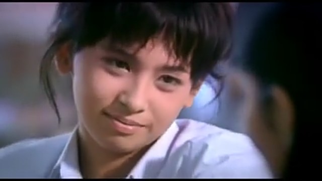Ayushita di film 'Me vs High Heels'. (Foto: Youtube/Rahmat Apriadi)