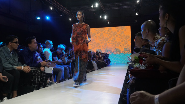 Allerira X Rama Dauhan di PIFW (Foto: Garin Gustavian/kumparan)