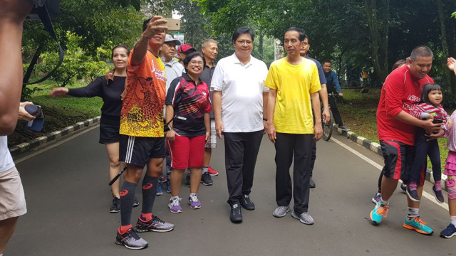 Jokowi dan Airlangga di Kebun Raya Bogor (Foto: Dok. Airlangga Hartarto)