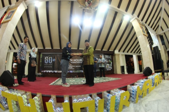 Bupati Malang Sangat Mendukung Gerakan Earth Hour (1)