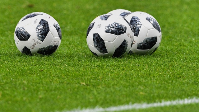 Bola resmi Piala Dunia 2018, Telstar 18 (Foto: Mladen Antonov/AFP)
