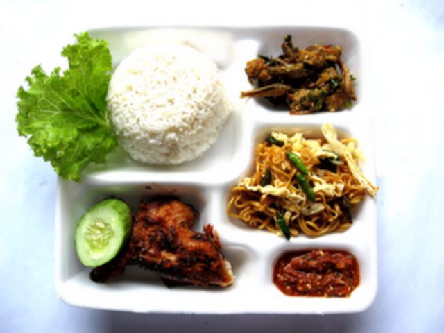 WARUNG MAKAN.CE’WATI MELAYANI PESANAN KETERING, MENU SESUAI PESANAN (3)