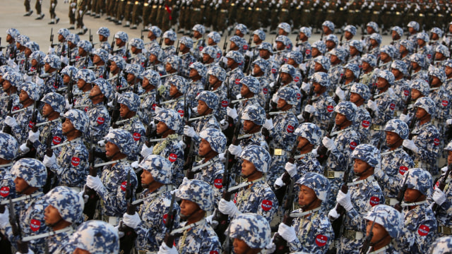 Parade Militer Myanmar (Foto: REUTERS/Stringer)