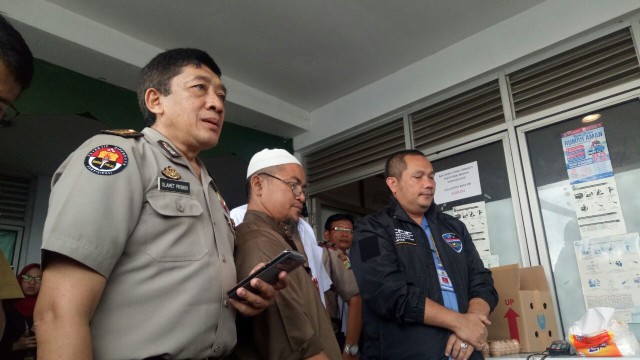 Rilis kasus telur palsu di kantor Pasar Johar Baru (Foto: Aria Rusta/kumparan)