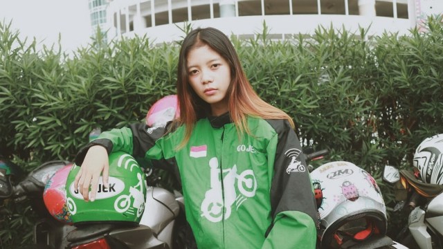 Ismi Nurhadyah, Driver Ojek Online (Foto: Soejono Eben Saragih/kumparan)
