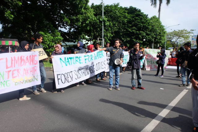 Himasper dan Himakova IPB memperingati Hari Air dan Hutan Sedunia 2018 (3)