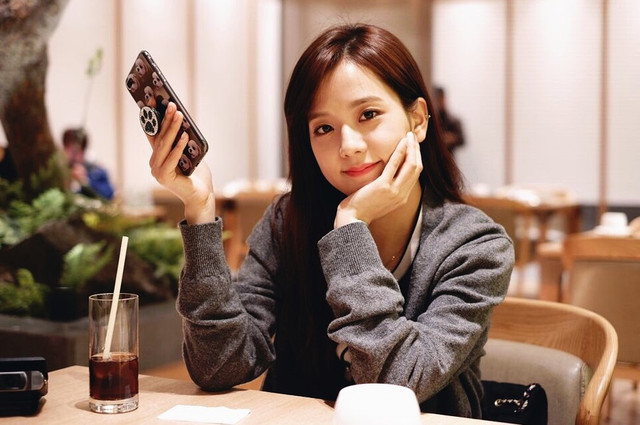 Jisoo 'Blackpink' (Foto: Instagram @blackpinkofficial)