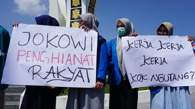 Unjuk rasa tolak BBM naik di Aceh. (Foto: Zuhri Noviandi/kumparan)