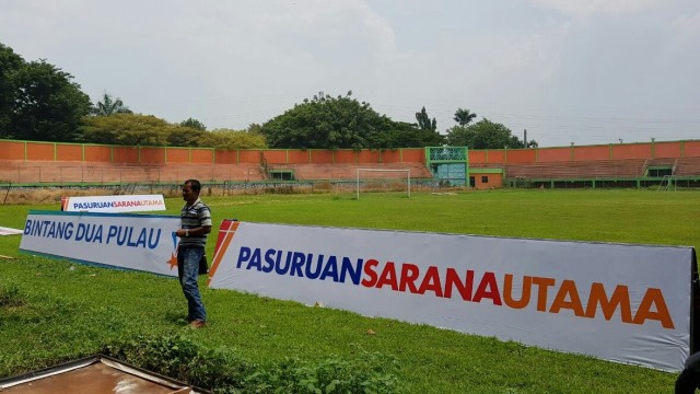 Tiga Sponsor Baru Persekabpas Mejeng di Papan Iklan Stadion R. Soedarsono Bangil
